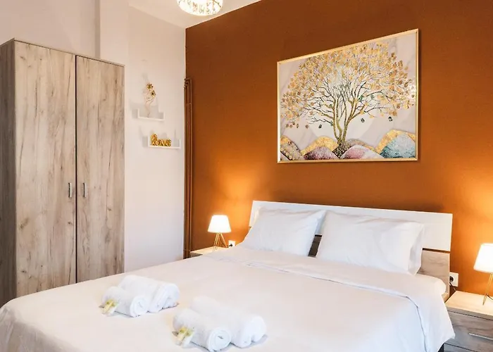 Totemic Vista By Nexus, With Jacuzzi And Views Next To Ataturk Saloniki